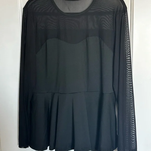 Plus Size Black Mesh Sleeve Pullover Top – Size 3XL - Picture 4 of 4